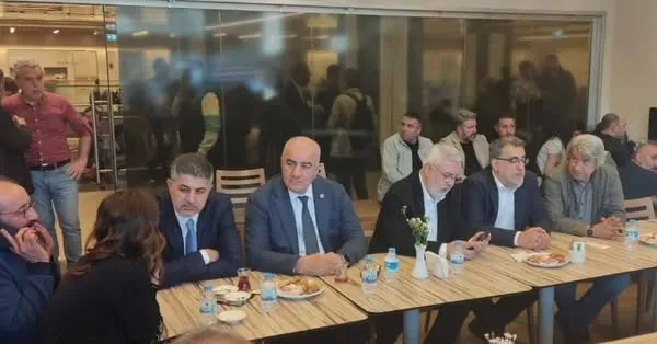 Sırrı Süreyya Önder