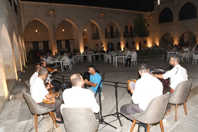 TARİHİ TUZ HANI’NDA HARFANE GECELERİ BAŞLADI