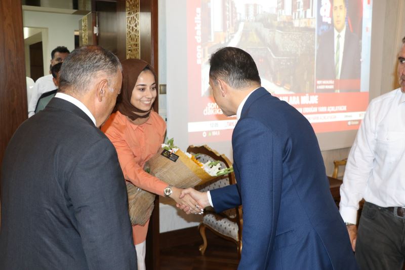 Gazetecilerden Müdür Ulucan